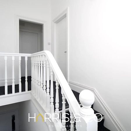 Roundtree & Berry - Fleetwood Appartement Buitenkant foto